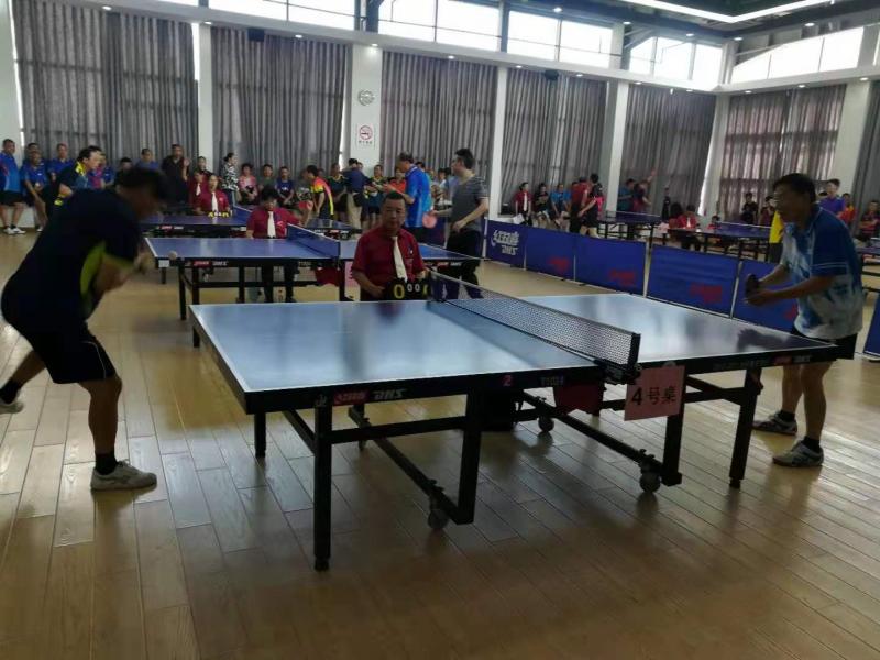 上海市社區(qū)<a href=http://www.hjlhqqhx.cn target=_blank class=infotextkey>健身</a>俱樂部