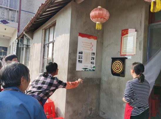 上海市社區(qū)<a href=http://www.hjlhqqhx.cn target=_blank class=infotextkey>健身</a>俱樂部 上海市社區(qū)<a href=http://www.hjlhqqhx.cn target=_blank class=infotextkey>健身</a>俱樂部