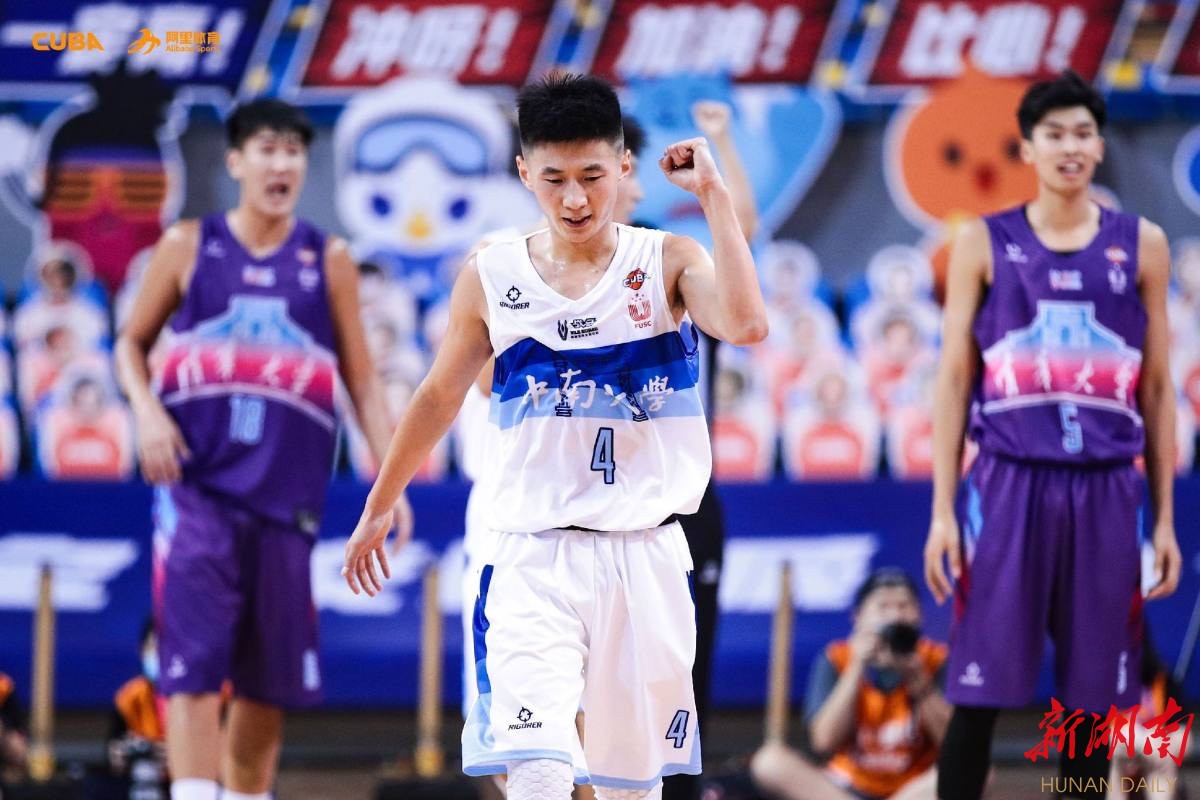 快訊|CUBA未迎“新王”誕生 校園“籃球湘軍”中南大學(xué)斬獲亞軍