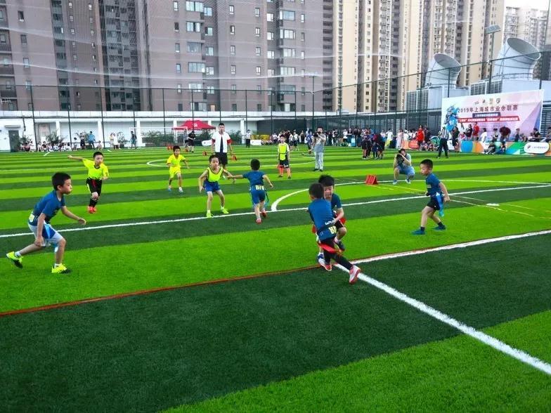 上海市社區(qū)<a href=http://www.hjlhqqhx.cn target=_blank class=infotextkey>健身</a>俱樂(lè)部