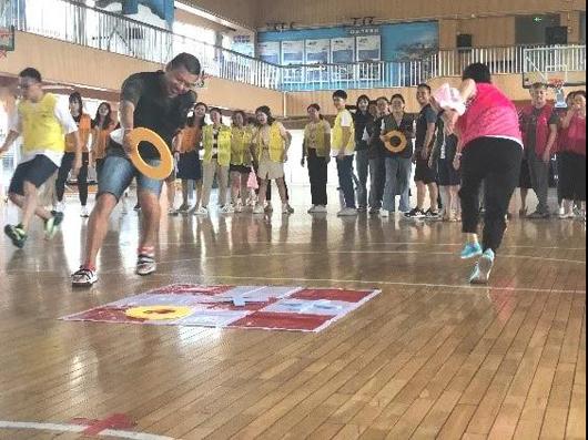 上海市社區(qū)<a href=http://www.hjlhqqhx.cn target=_blank class=infotextkey>健身</a>俱樂部 上海市社區(qū)<a href=http://www.hjlhqqhx.cn target=_blank class=infotextkey>健身</a>俱樂部