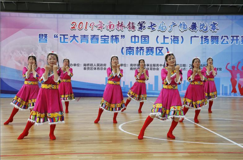 上海市社區(qū)<a href=http://www.hjlhqqhx.cn target=_blank class=infotextkey>健身</a>俱樂部