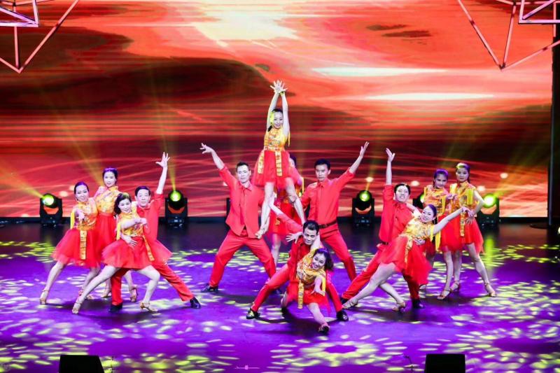 上海市社區(qū)<a href=http://www.hjlhqqhx.cn target=_blank class=infotextkey>健身</a>俱樂部