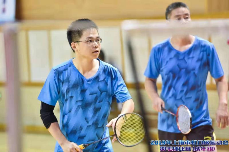 上海市社區(qū)<a href=http://www.hjlhqqhx.cn target=_blank class=infotextkey>健身</a>俱樂(lè)部