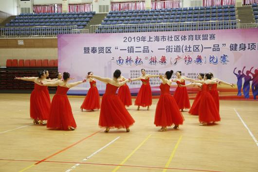 上海市社區(qū)<a href=http://www.hjlhqqhx.cn target=_blank class=infotextkey>健身</a>俱樂部