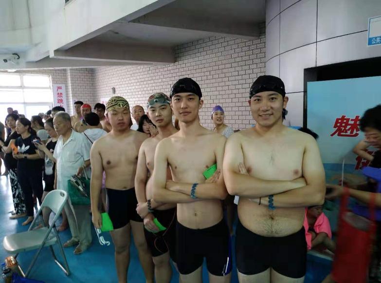 上海市社區(qū)<a href=http://www.hjlhqqhx.cn target=_blank class=infotextkey>健身</a>俱樂部