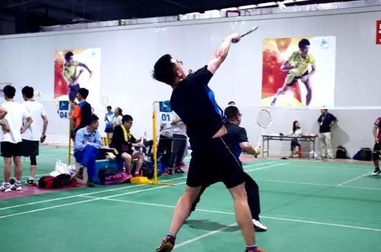 上海市社區(qū)<a href=http://www.hjlhqqhx.cn target=_blank class=infotextkey>健身</a>俱樂部