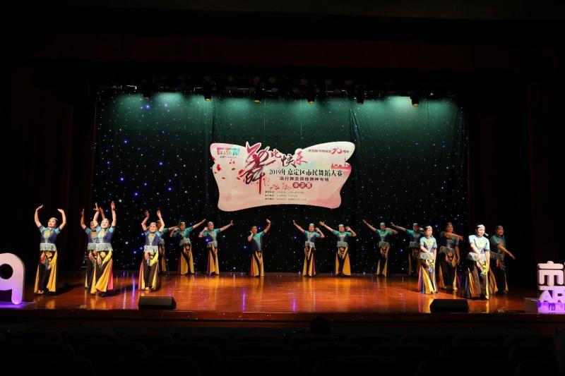 上海市社區(qū)<a href=http://www.hjlhqqhx.cn target=_blank class=infotextkey>健身</a>俱樂部