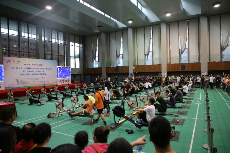 上海市社區(qū)<a href=http://www.hjlhqqhx.cn target=_blank class=infotextkey>健身</a>俱樂部