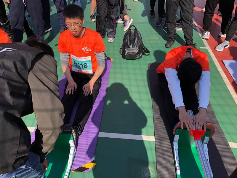 上海市社區(qū)<a href=http://www.hjlhqqhx.cn target=_blank class=infotextkey>健身</a>俱樂(lè)部