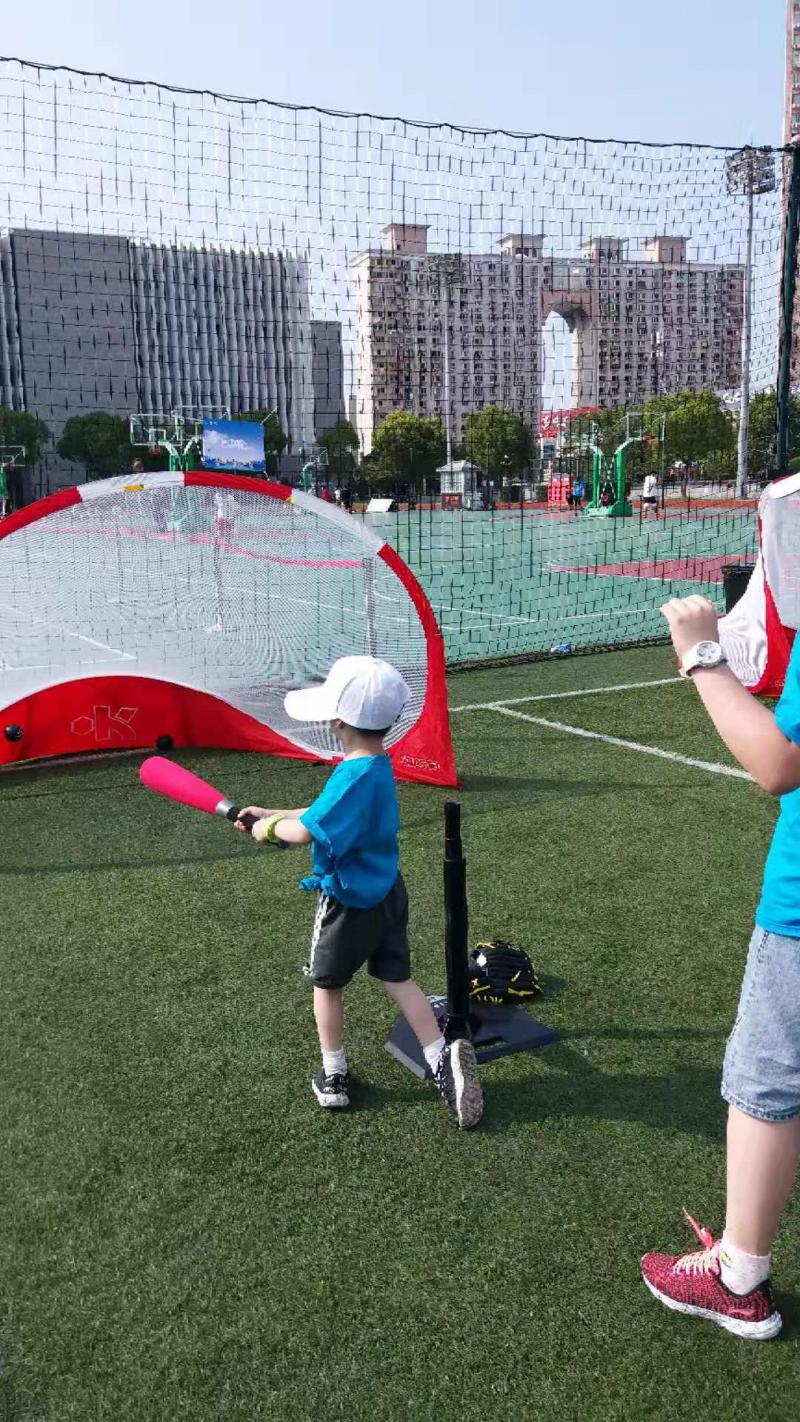 上海市社區(qū)<a href=http://www.hjlhqqhx.cn target=_blank class=infotextkey>健身</a>俱樂部