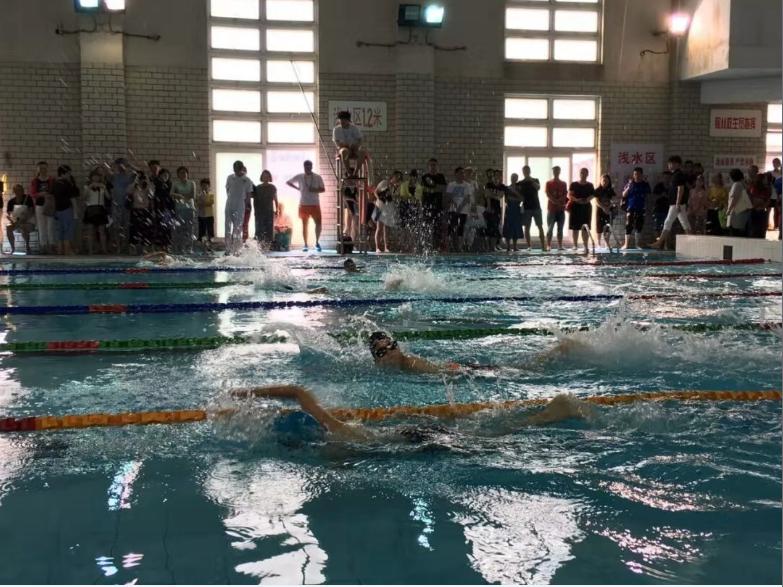 上海市社區(qū)<a href=http://www.hjlhqqhx.cn target=_blank class=infotextkey>健身</a>俱樂(lè)部