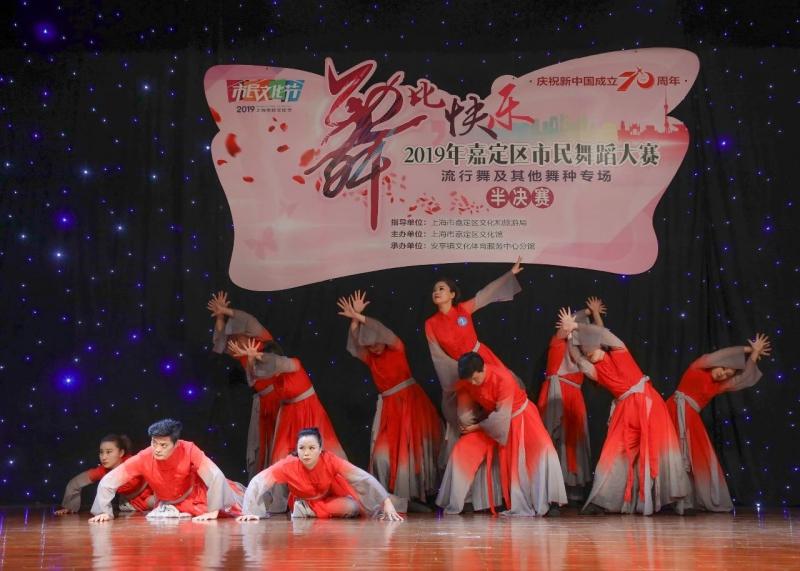 上海市社區(qū)<a href=http://www.hjlhqqhx.cn target=_blank class=infotextkey>健身</a>俱樂部