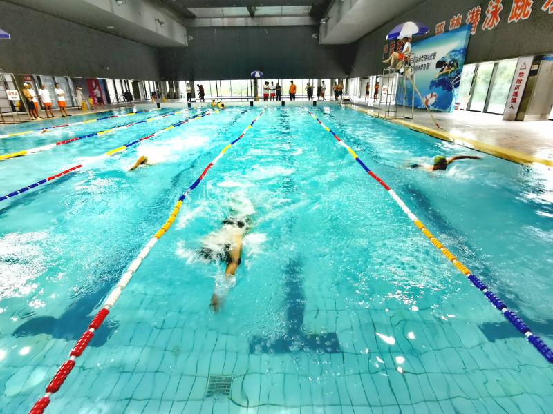 上海市社區(qū)<a href=http://www.hjlhqqhx.cn target=_blank class=infotextkey>健身</a>俱樂(lè)部