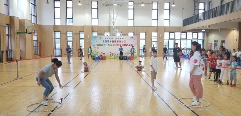 上海市社區(qū)<a href=http://www.hjlhqqhx.cn target=_blank class=infotextkey>健身</a>俱樂部