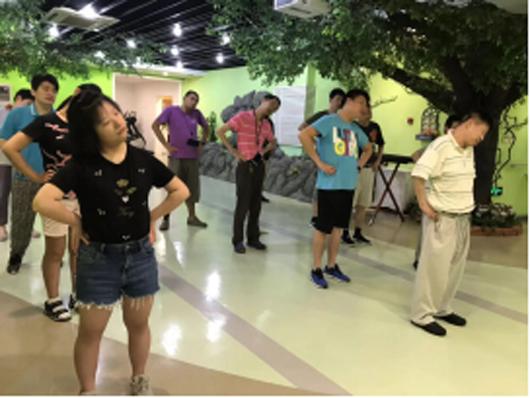 上海市社區(qū)<a href=http://www.hjlhqqhx.cn target=_blank class=infotextkey>健身</a>俱樂部