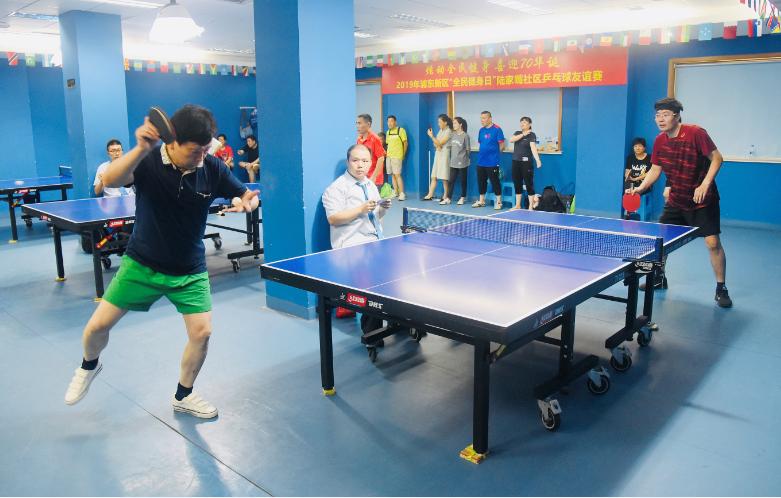 上海市社區(qū)<a href=http://www.hjlhqqhx.cn target=_blank class=infotextkey>健身</a>俱樂部