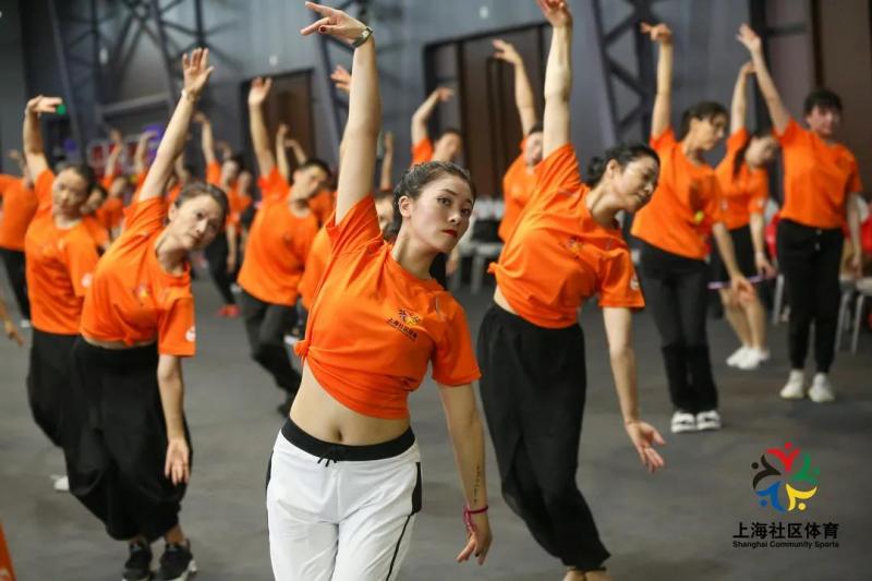 上海市社區(qū)<a href=http://www.hjlhqqhx.cn target=_blank class=infotextkey>健身</a>俱樂(lè)部