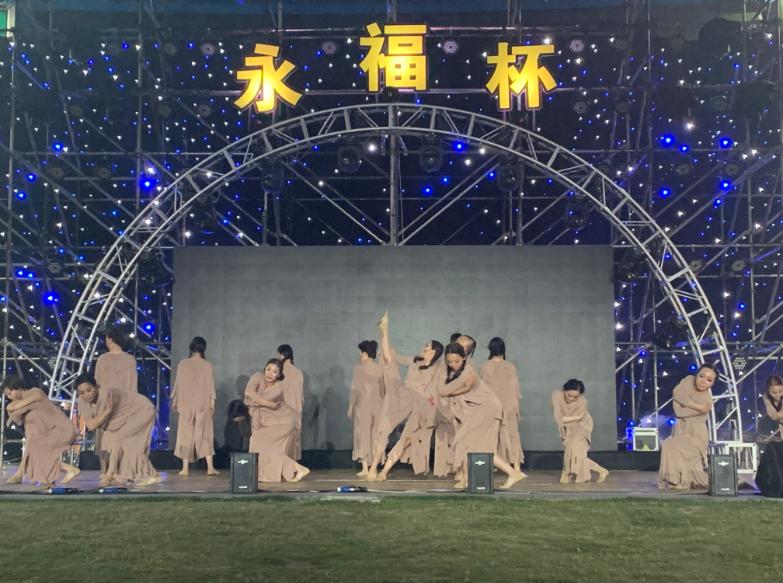 上海市社區(qū)<a href=http://www.hjlhqqhx.cn target=_blank class=infotextkey>健身</a>俱樂部