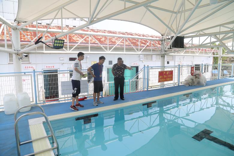 上海市社區(qū)<a href=http://www.hjlhqqhx.cn target=_blank class=infotextkey>健身</a>俱樂部