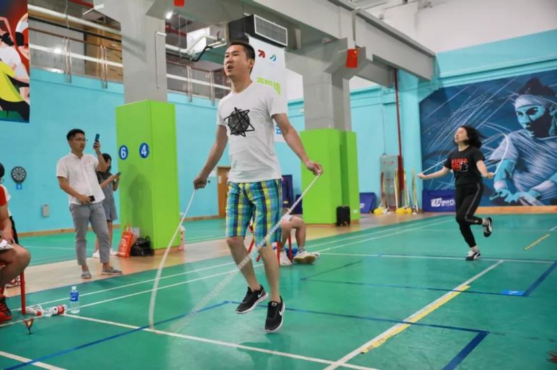 上海市社區(qū)<a href=http://www.hjlhqqhx.cn target=_blank class=infotextkey>健身</a>俱樂部