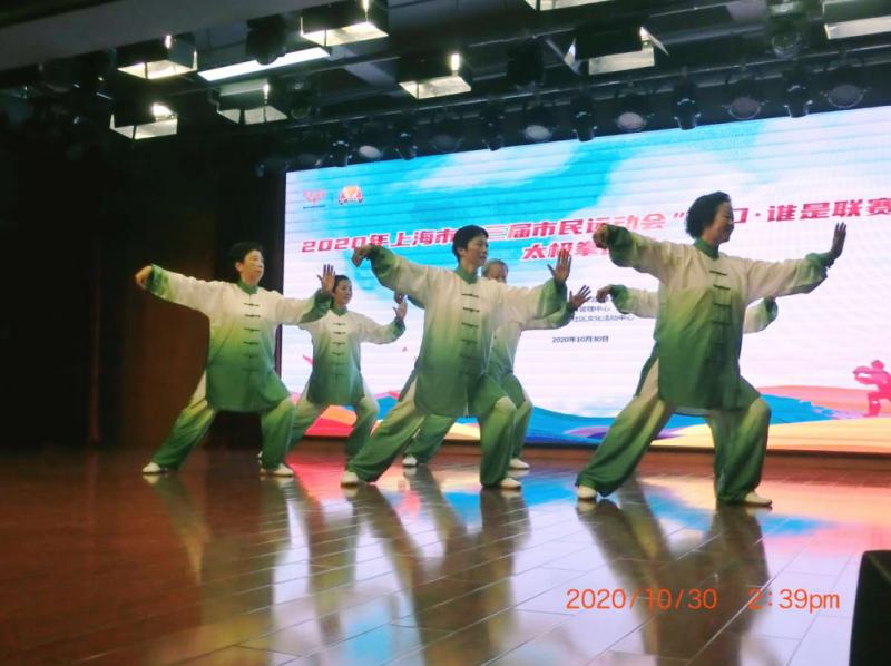 上海市社區(qū)<a href=http://www.hjlhqqhx.cn target=_blank class=infotextkey>健身</a>俱樂部