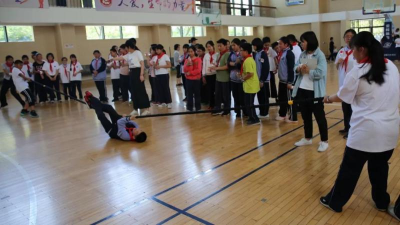 上海市社區(qū)<a href=http://www.hjlhqqhx.cn target=_blank class=infotextkey>健身</a>俱樂部