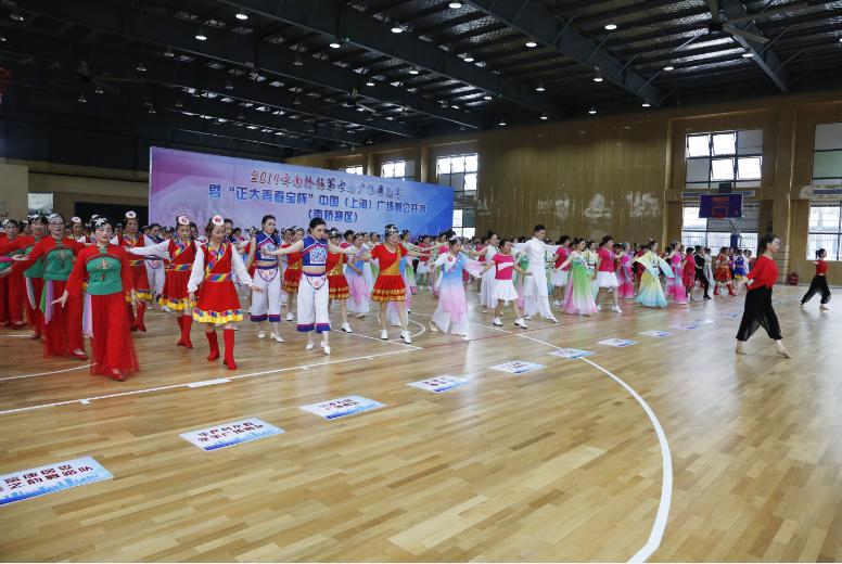 上海市社區(qū)<a href=http://www.hjlhqqhx.cn target=_blank class=infotextkey>健身</a>俱樂部