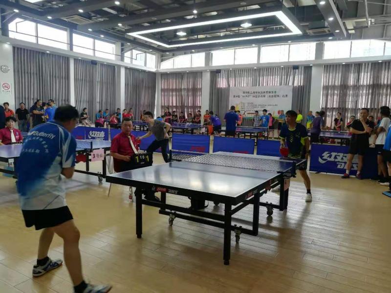 上海市社區(qū)<a href=http://www.hjlhqqhx.cn target=_blank class=infotextkey>健身</a>俱樂部