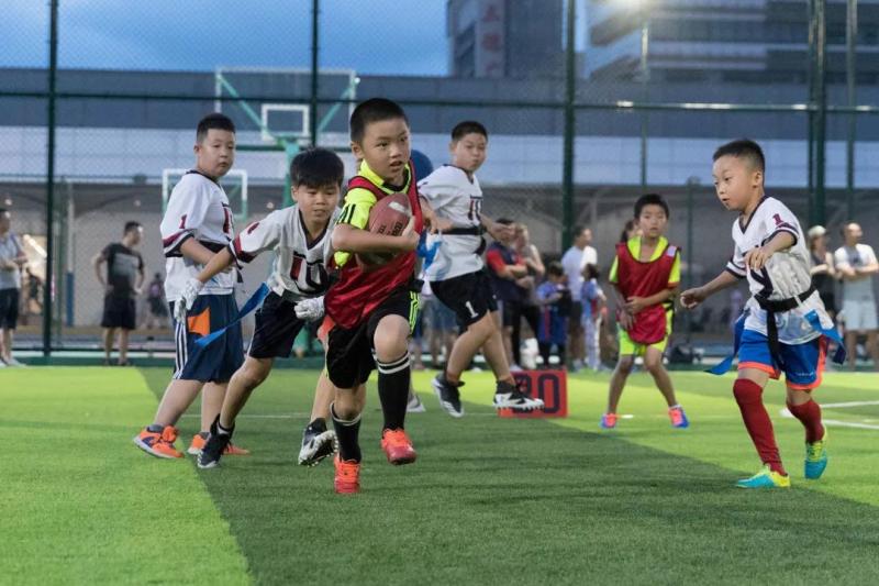 上海市社區(qū)<a href=http://www.hjlhqqhx.cn target=_blank class=infotextkey>健身</a>俱樂(lè)部