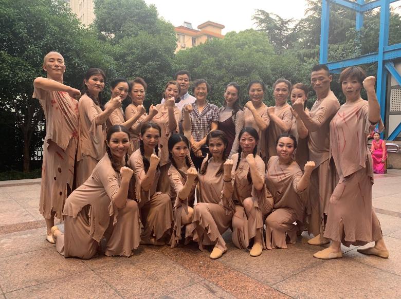 上海市社區(qū)<a href=http://www.hjlhqqhx.cn target=_blank class=infotextkey>健身</a>俱樂部