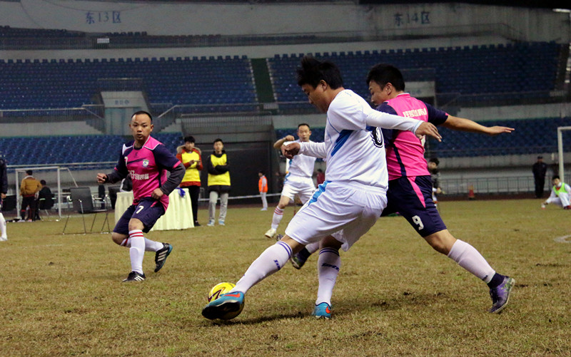 <a href=http://www.hjlhqqhx.cn target=_blank class=infotextkey>健身</a>場(chǎng)館 <a href=http://www.hjlhqqhx.cn target=_blank class=infotextkey>健身</a>場(chǎng)館