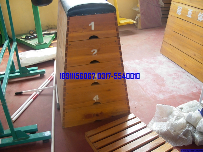 五節(jié)、七節(jié)跳箱