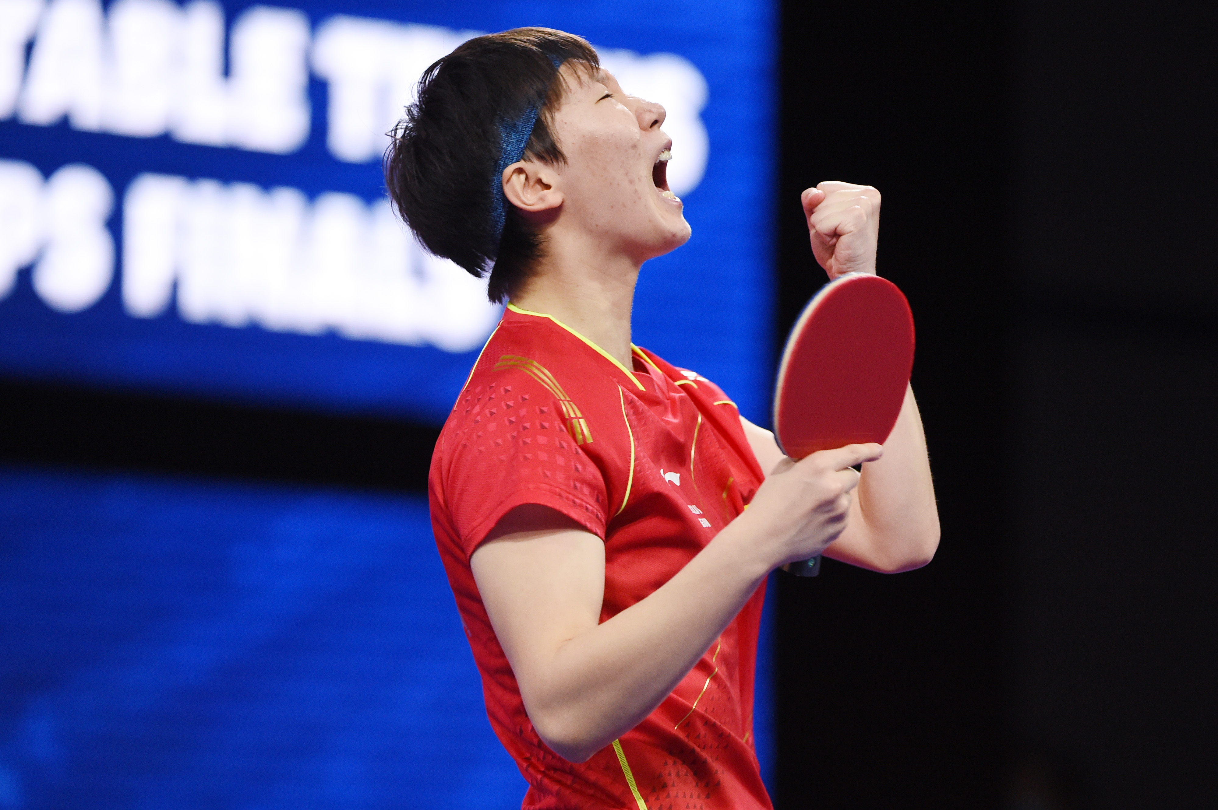 【世乒賽】王曼昱首奪世乒賽女單冠軍，口誤無(wú)論是我贏還是莎莎輸