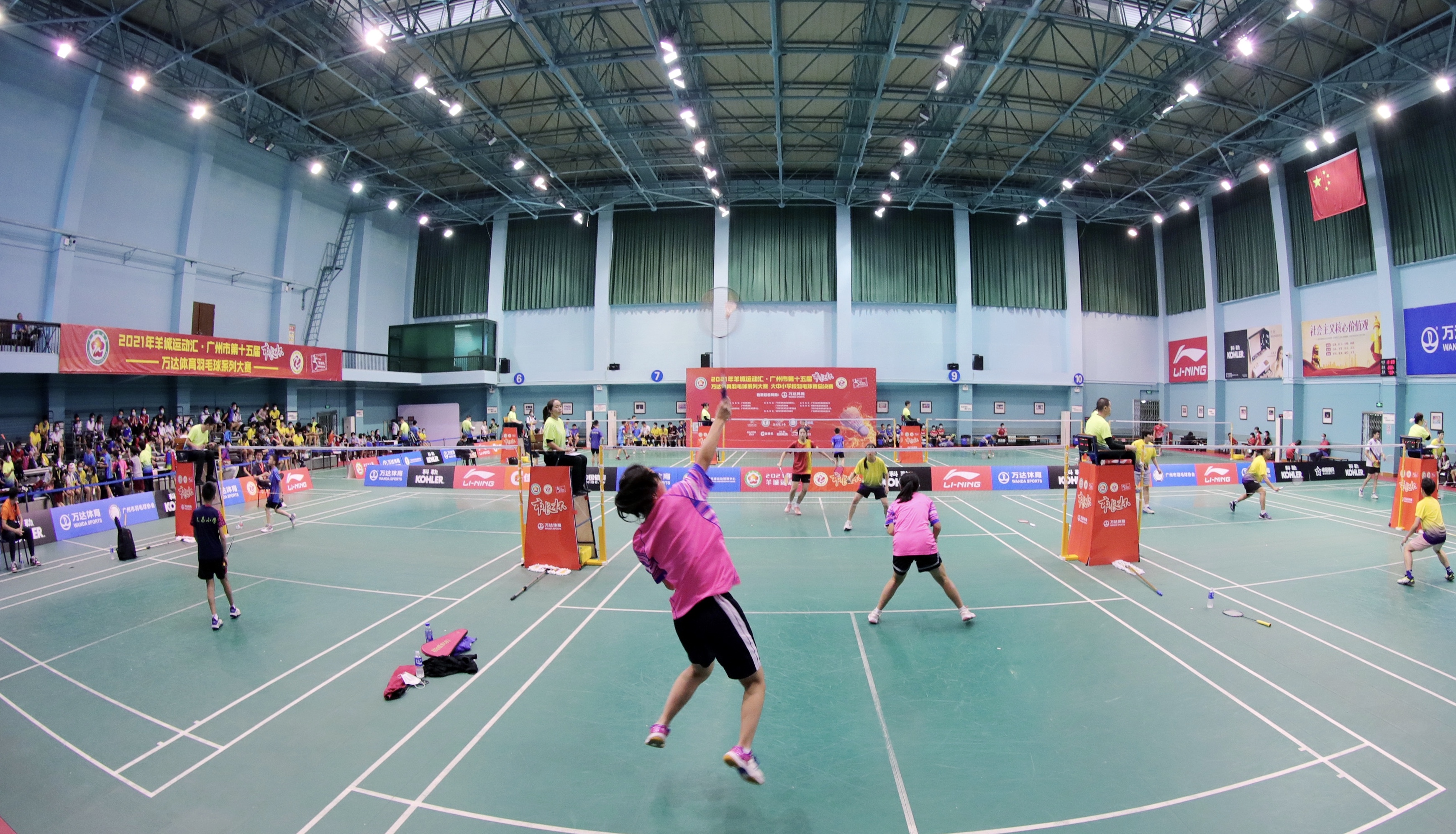 有記憶、有溫度、有亮點(diǎn)！“市長(zhǎng)杯”羽毛球賽今年15歲啦