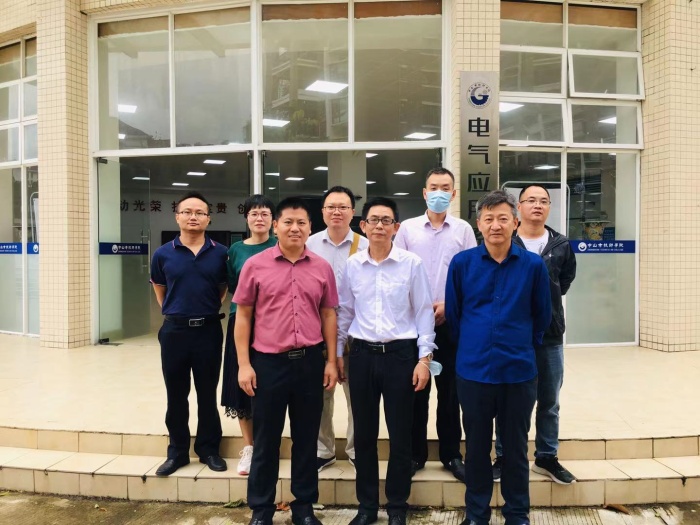 深入高校和企業(yè)調研 ，對接行業(yè)需求共促專業(yè)建設