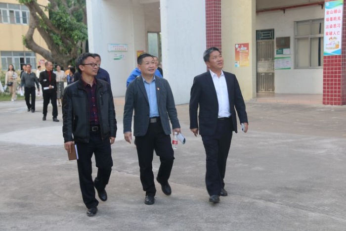 德育研討促提升，校際交流共發(fā)展