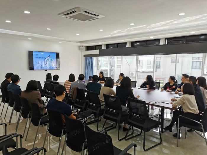 融合信息技術教學 促進數(shù)學課堂創(chuàng)新