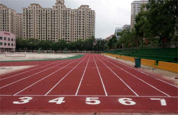 epdm透氣型<a href=http://www.hjlhqqhx.cn target=_blank class=infotextkey>塑膠跑道</a>