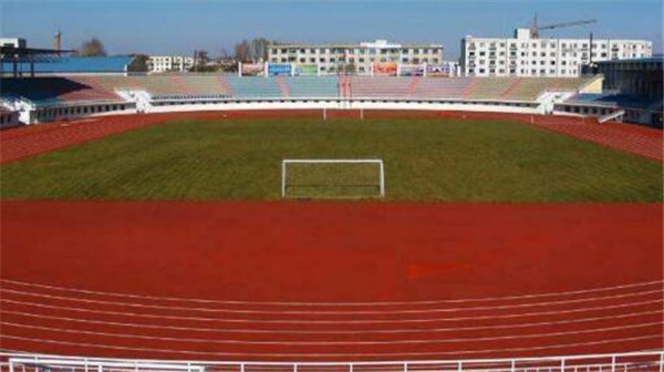 400米<a href=http://www.hjlhqqhx.cn target=_blank class=infotextkey>塑膠跑道</a>