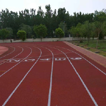 透氣型塑膠跑道、混合型塑膠跑道、復(fù)合型塑膠跑道、硅PU 籃球場材料、丙烯酸網(wǎng)球場、廣東惠的球場塑膠跑道材料供應(yīng)廠家