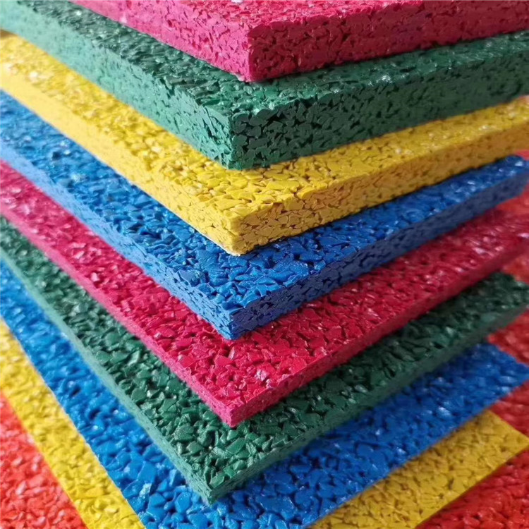 義發(fā)供應(yīng) 學校操場<a href=http://www.hjlhqqhx.cn target=_blank class=infotextkey>塑膠跑道</a> 校園<a href=http://www.hjlhqqhx.cn target=_blank class=infotextkey>塑膠跑道</a> 公園<a href=http://www.hjlhqqhx.cn target=_blank class=infotextkey>塑膠跑道</a> <a href=http://www.hjlhqqhx.cn target=_blank class=infotextkey>塑膠跑道</a>鋪設(shè)