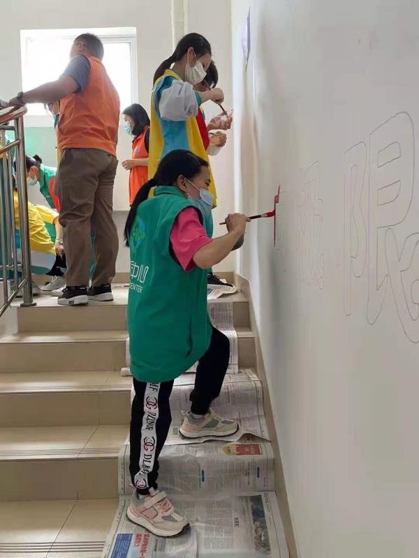 慶建黨百年，學雷鋒精神