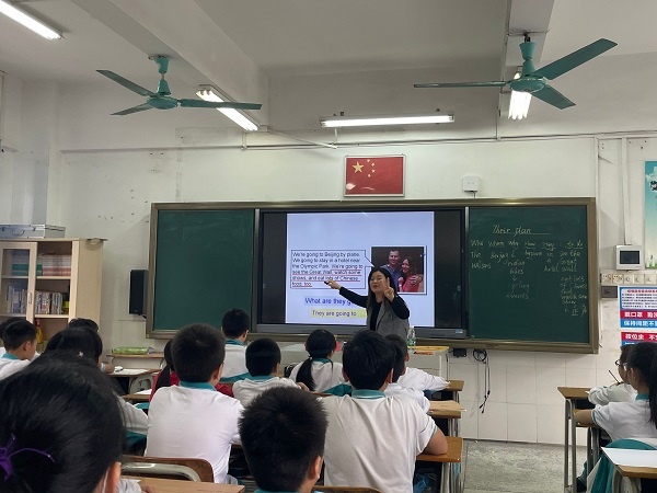英語(yǔ)課堂展風(fēng)姿，專(zhuān)業(yè)引領(lǐng)促成長(zhǎng)