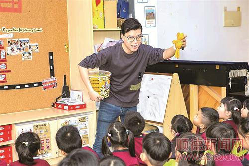 “我想成為一名小學(xué)生！”