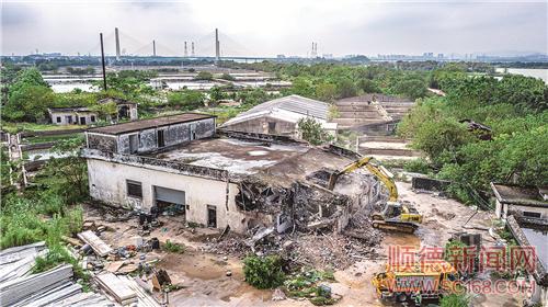 順德區(qū)河湖“清四亂”專項(xiàng)行動(dòng)現(xiàn)場(chǎng)會(huì)在均安召開