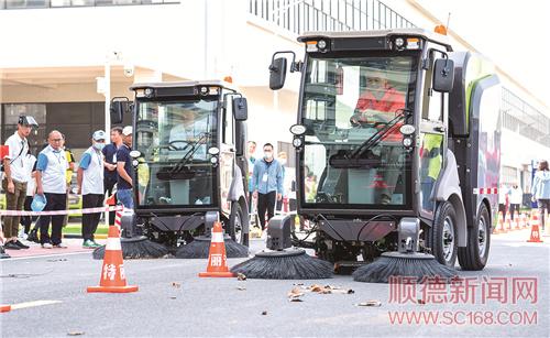 垃圾分類記得清 機(jī)械設(shè)備用得順