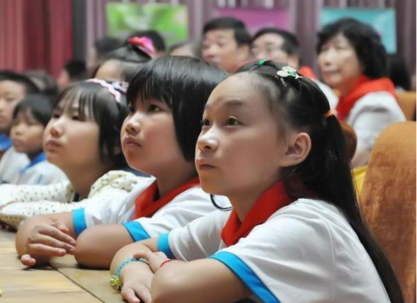 中小學生有望迎來“新假期”，教育部做出回應，家長給予全力支持