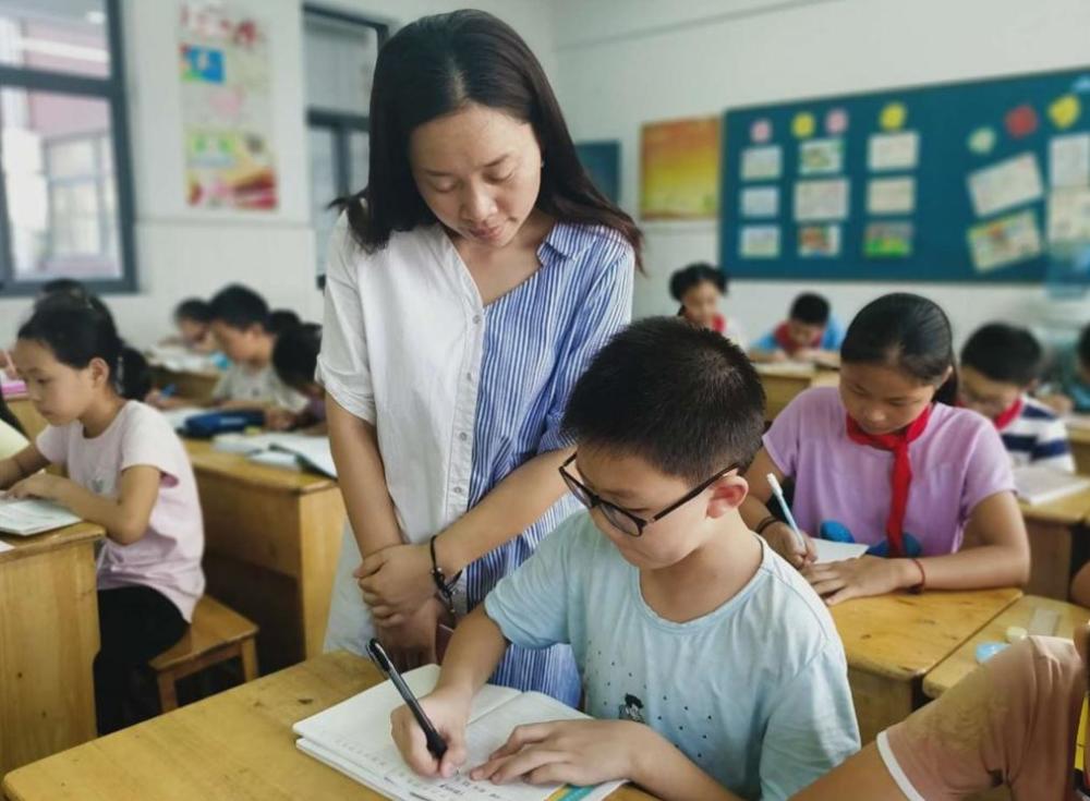 “雙減”政策順利落地，7700萬學(xué)生參加課后服務(wù)，家長給出真實(shí)反饋