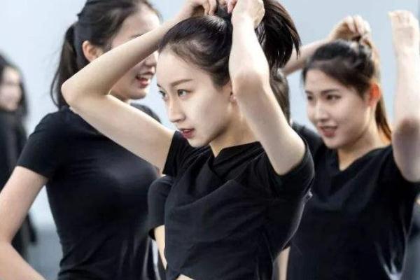 2022藝考“新動態(tài)”，將迎來三項新規(guī)定，藝考生需要提前準(zhǔn)備